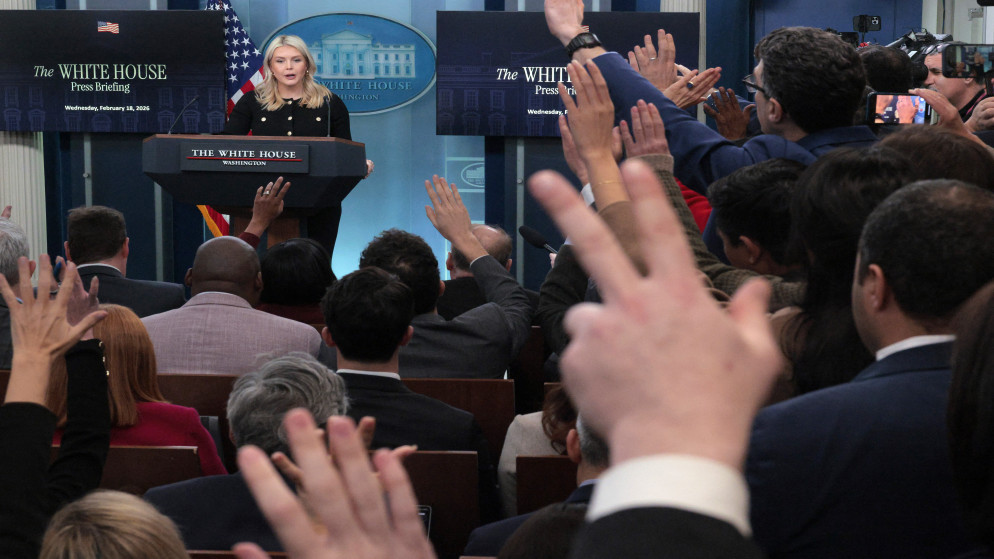 ليفيت: ترامب مستعد لاستخدام القوة الفتاكة إذا لزم الأم