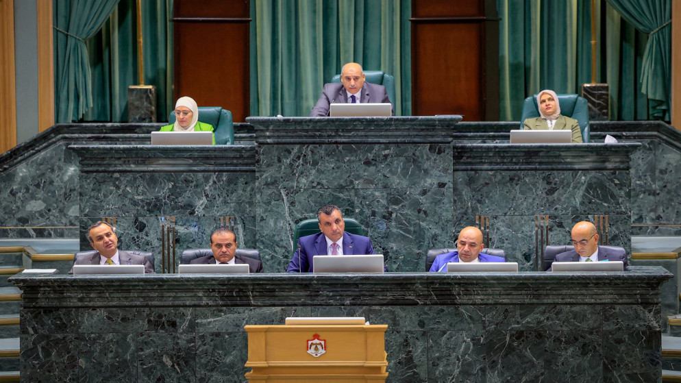 مجلس النواب يناقش معدّل قانون المعاملات الإلكترونية