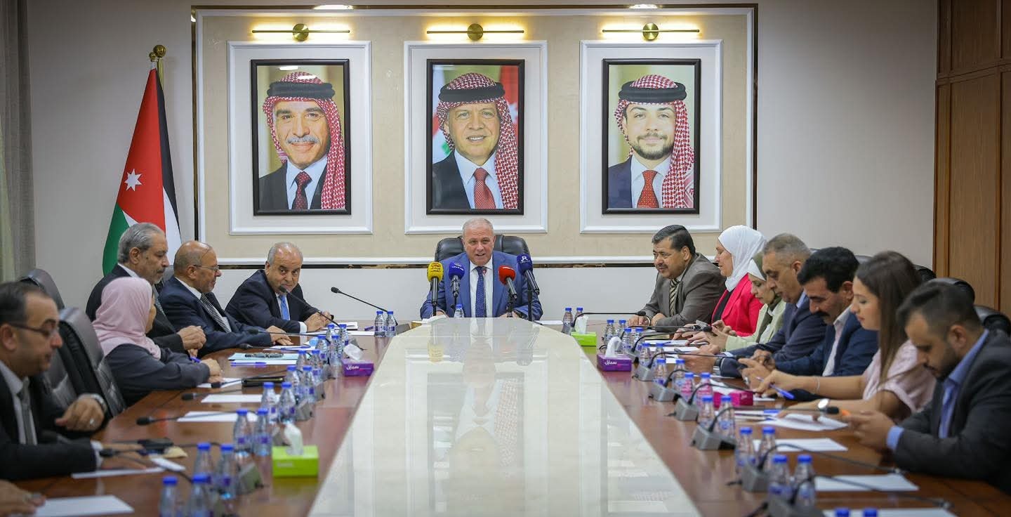 إرادة النيابية تبحث تحديات التعليم 