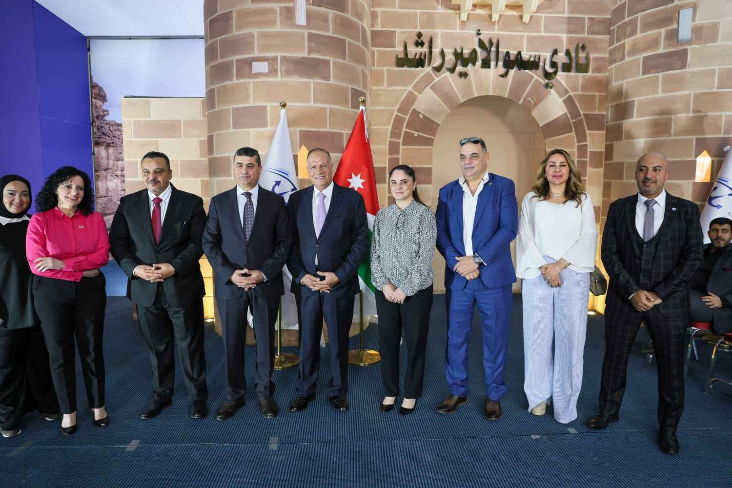 عيونك أمانة تنظم يومًا طبيًا مجانيًا بالعقبة .. صور