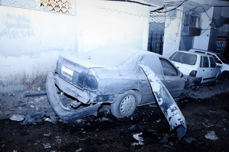 انفجارات تهز منطقة المزة بدمشق وقذائف مجهولة تسقط قرب المطار