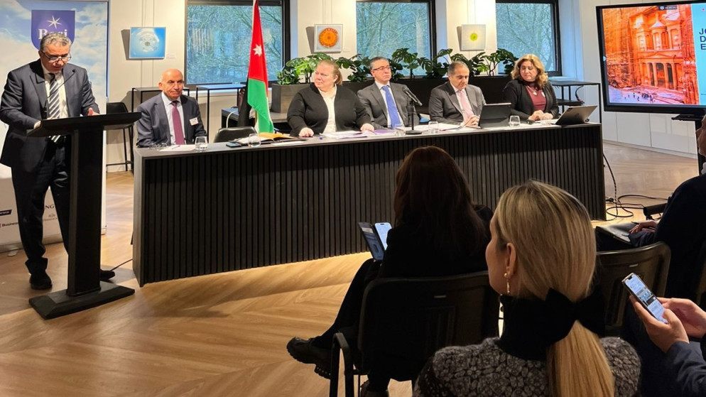 السفير البطاينة يدعو الشركات الأوروبية للاستثمار في الأردن