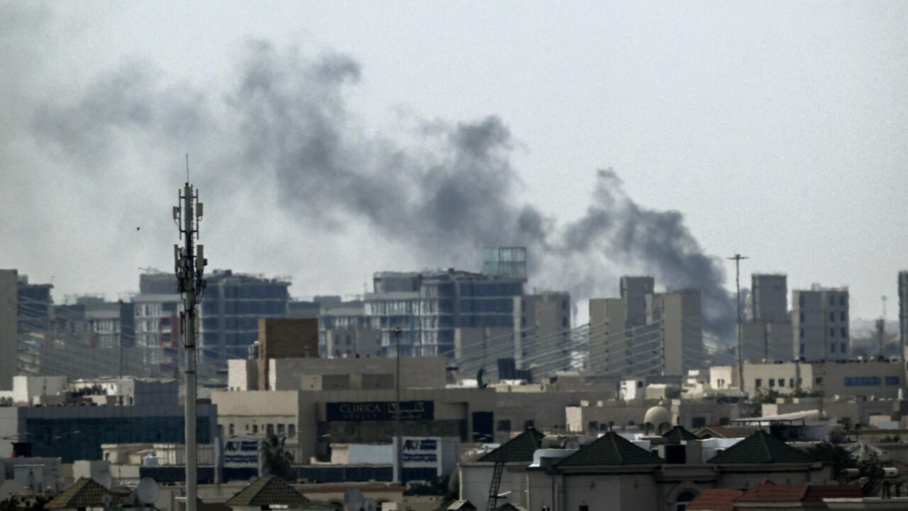 القوات الإيرانية تحذر سكان مناطق في دبي والدوحة وتدعوهم إلى الإخلاء خلال ساعات 