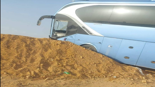 حادث سير لحافلة تقل معتمرين أردنيين في السعودية وإصابة 11 شخصا