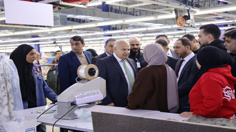 البكار: النساء الأردنيات يشكلن الأغلبية العاملة في قطاع الألبسة