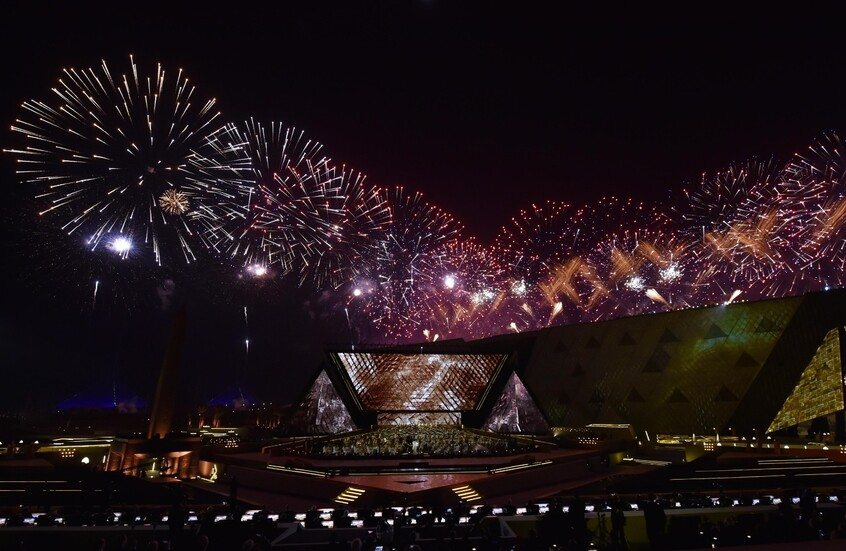إعلامي إماراتي يثير تفاعلاً واسعاً بتدوينة عن مصر