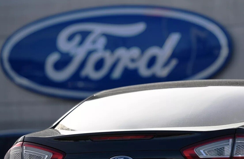 سيارة جديدة بـ 360 دولارا