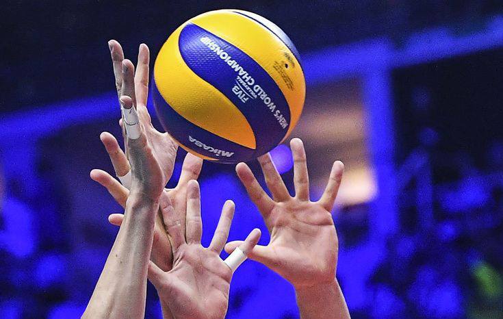 مباراتان بدوري الكرة الطائرة الجمعة 