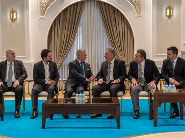 الملك وولي العهد يعزيان بوفاة الرئيس ابوالراغب 