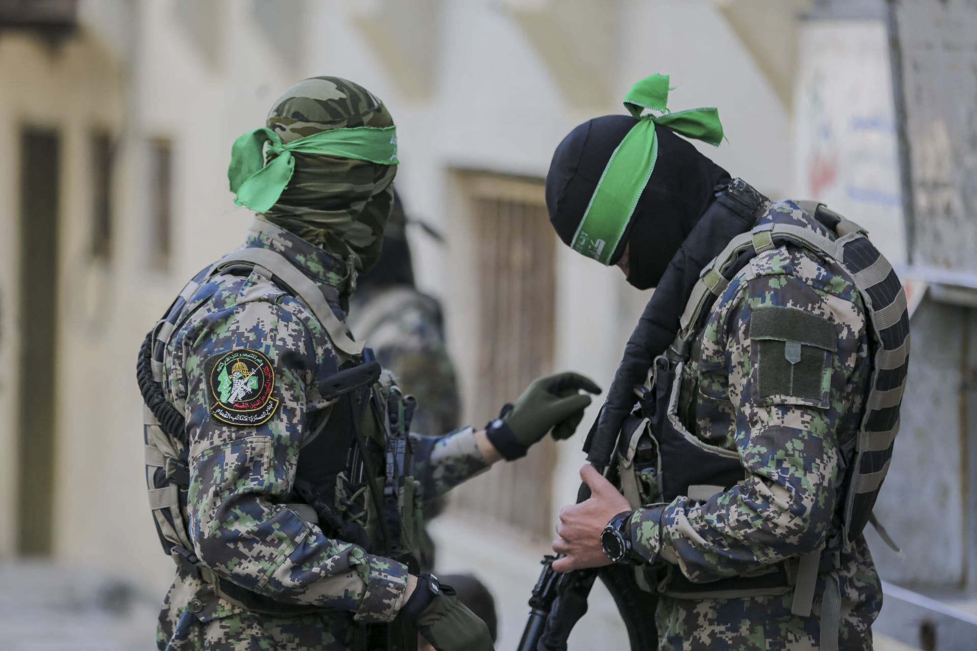 تطورات حول نزع سلاح حماس