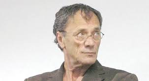 وفاة الفنان والمخرج الفلسطيني محمد بكري