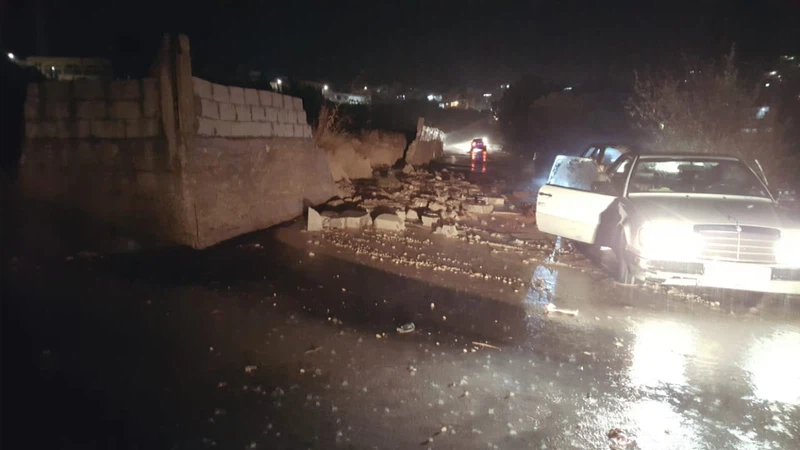 السيول تغلق طريق الشاكرية بالديسي وتحذيرات للسائقين