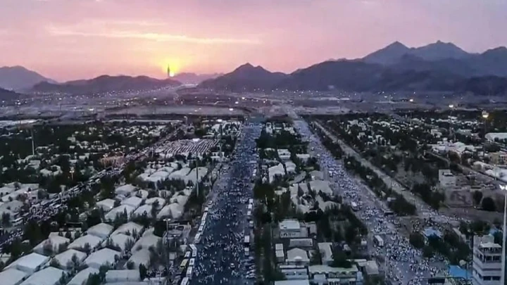 مزدلفة تكتمل جاهزيتها لاستقبال الحجاج بعد نفرتهم من عرفات