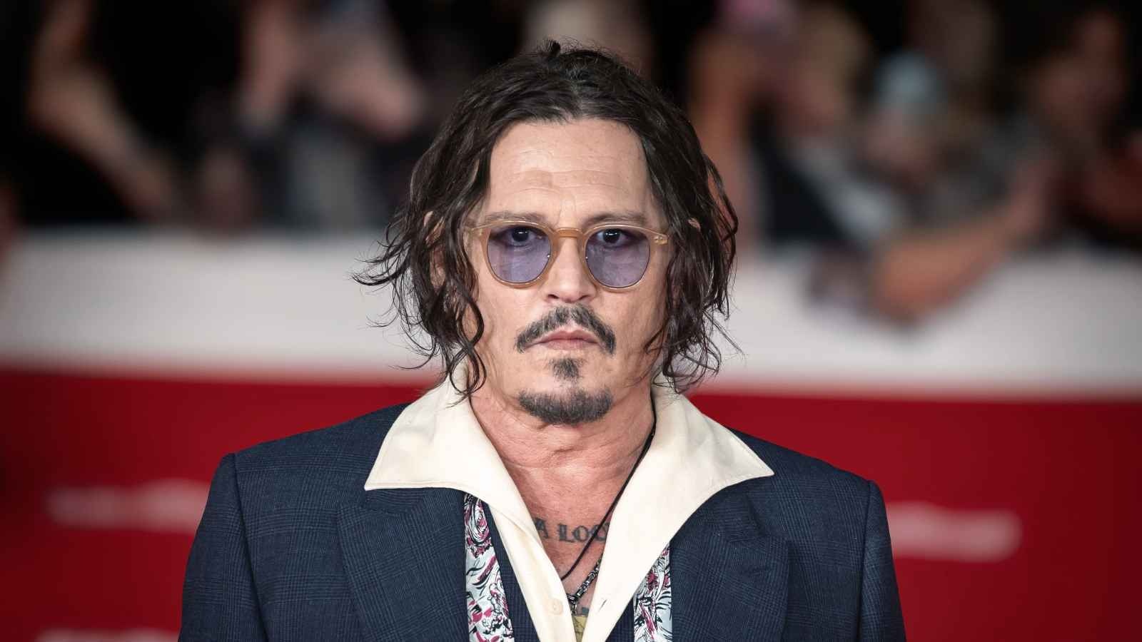 جوني ديب يقترب من المشاركة في أعمال سعودية