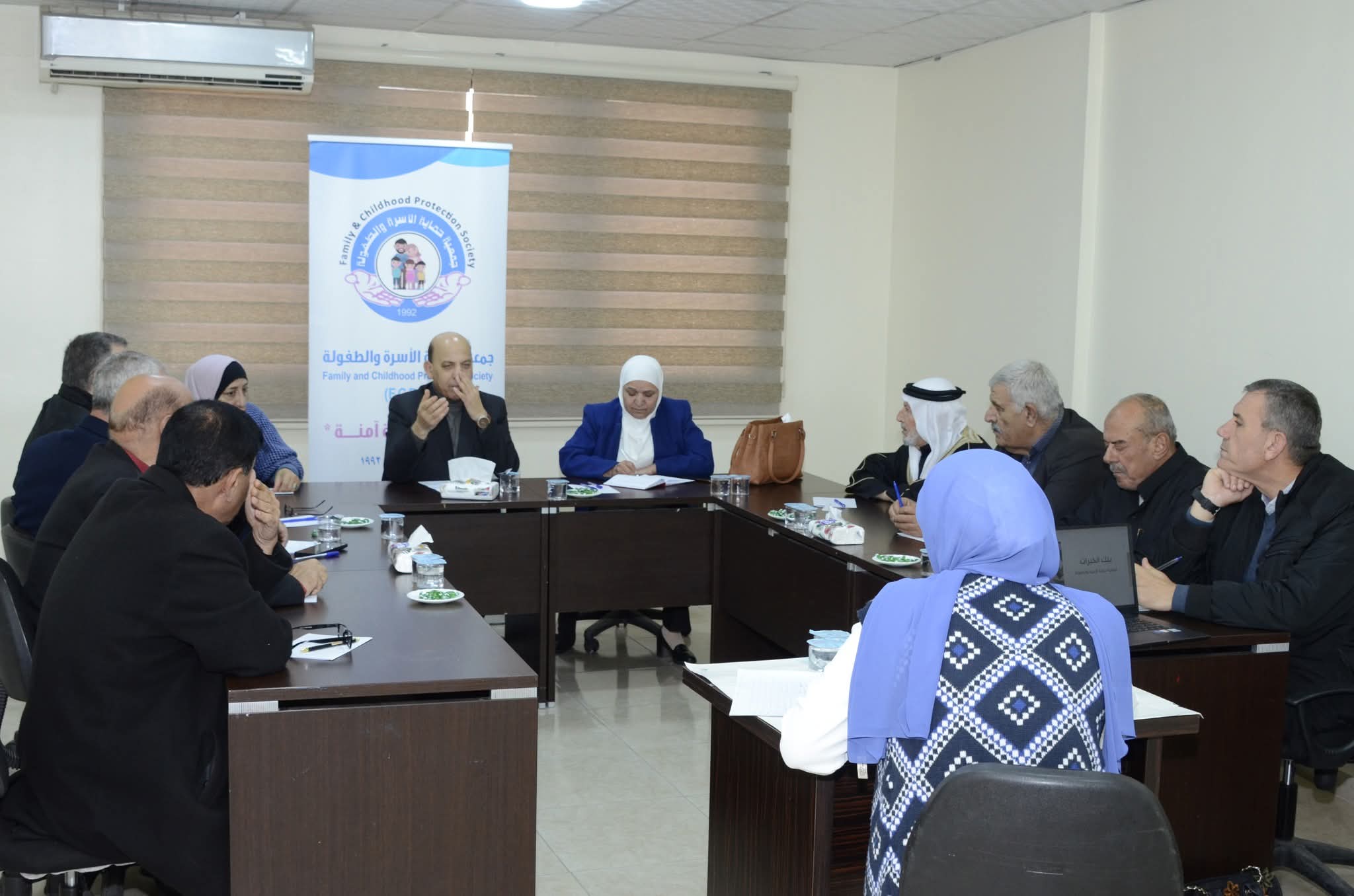 بنك الخبرات يناقش انشطته