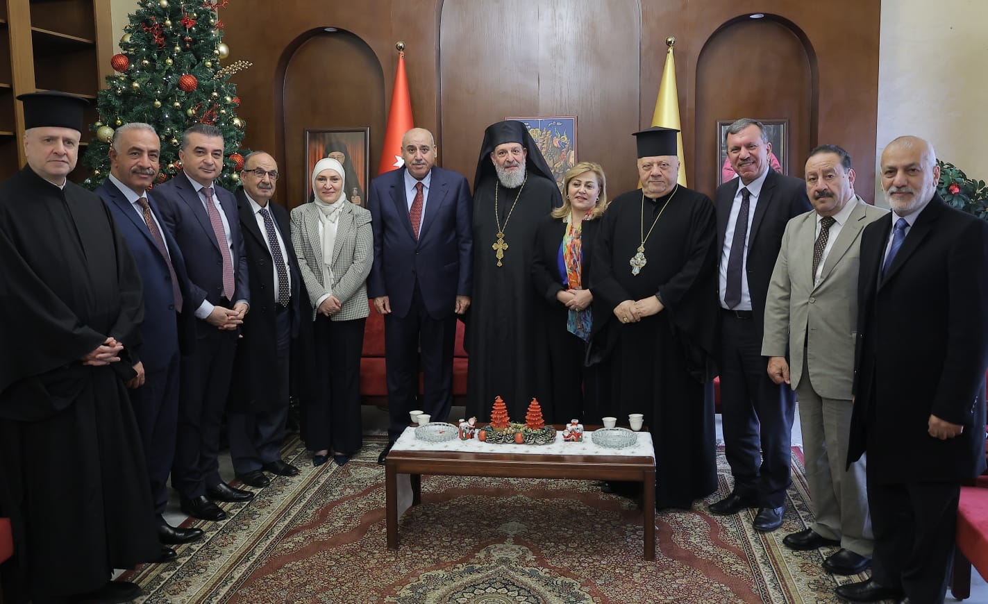 القاضي يقدم التهاني للمسيحيين بمناسبة الأعياد