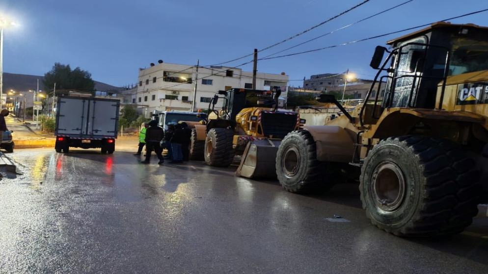 البلديات ترفع جاهزيتها للتعامل مع المنخفض الجوي