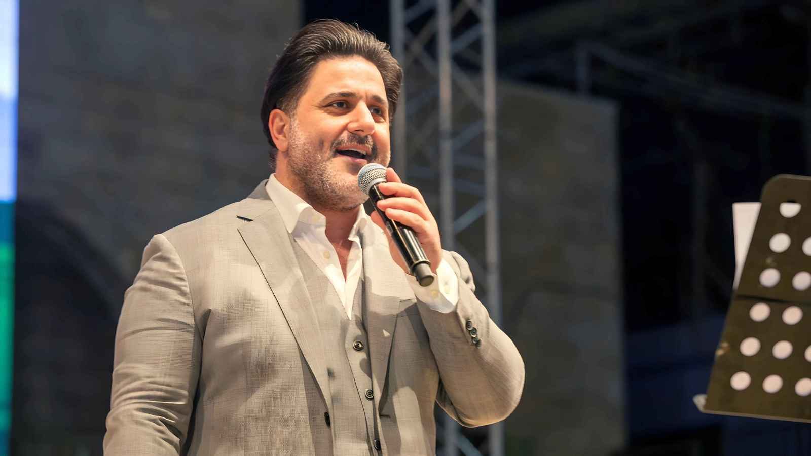 ملحم زين: فكرت في الاعتزال خوفًا من الحرام