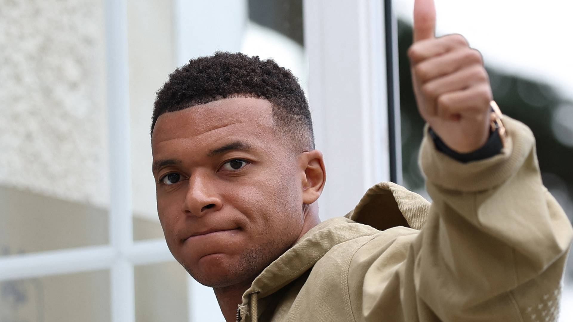 مبابي يعود لتدريبات ريال مدريد بعد جدل إصابته وإجازته