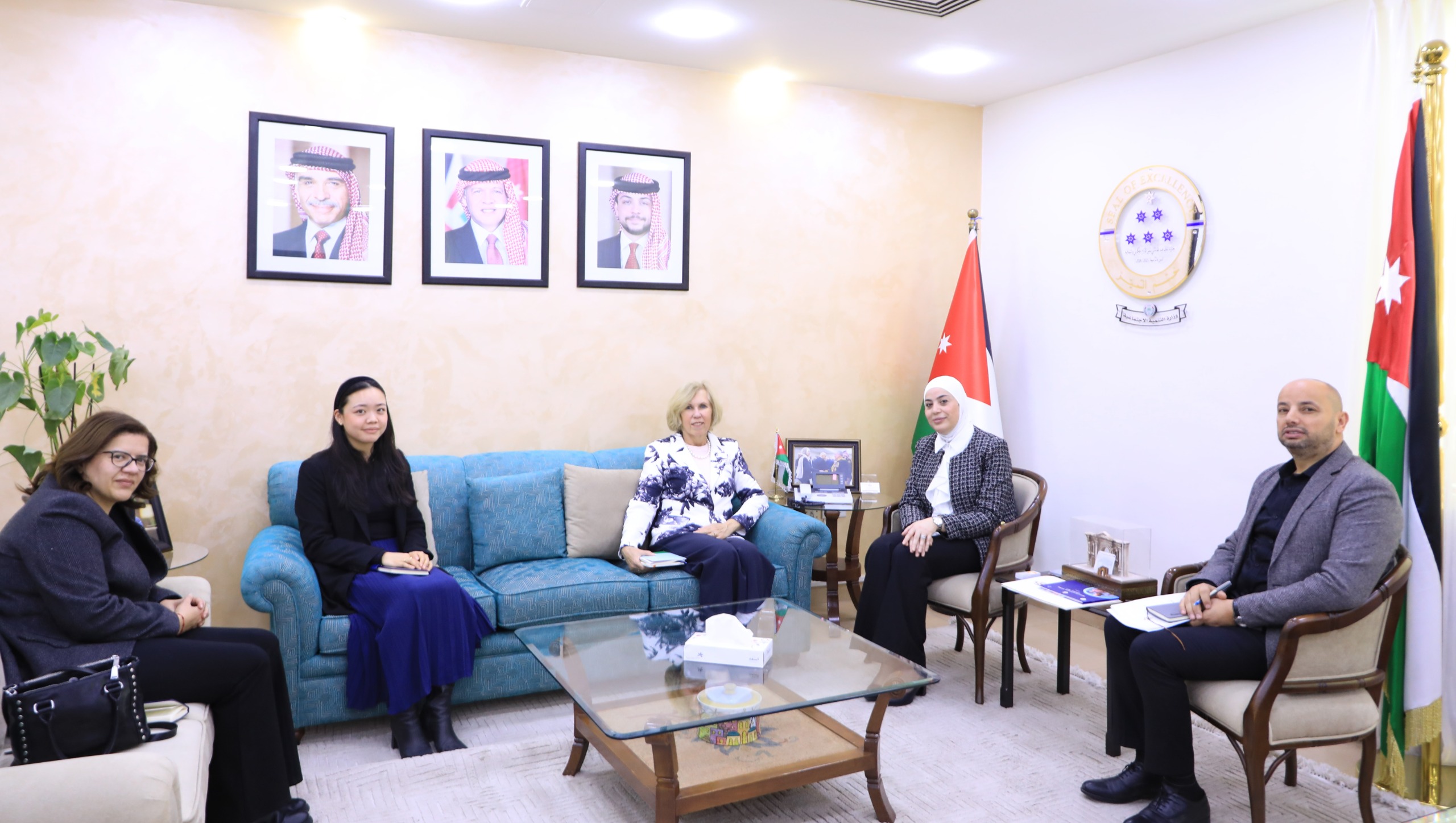 وزيرة التنمية تلتقي السفيرة الأسترالية 