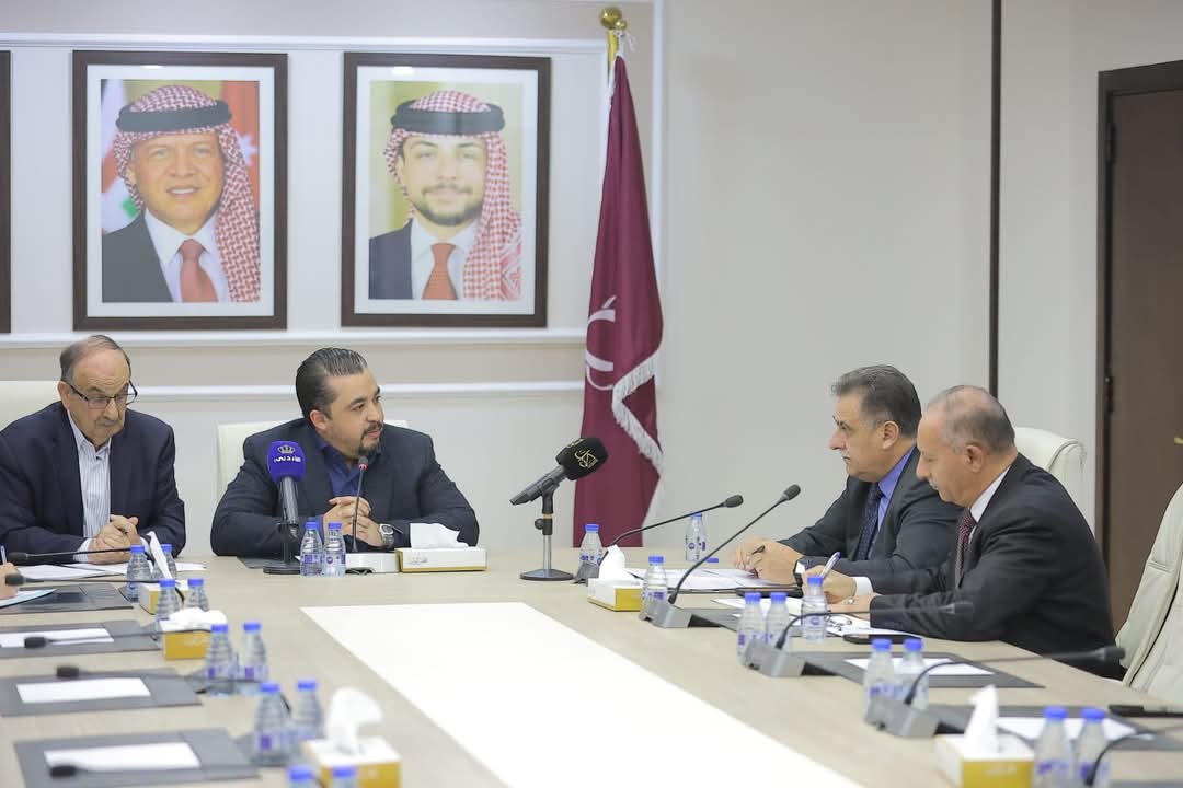 العمل النيابية تطلع على جاهزية التعداد العام