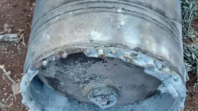 إصابة مواطن بشظية جسم مقذوف في بلدة كفرسوم