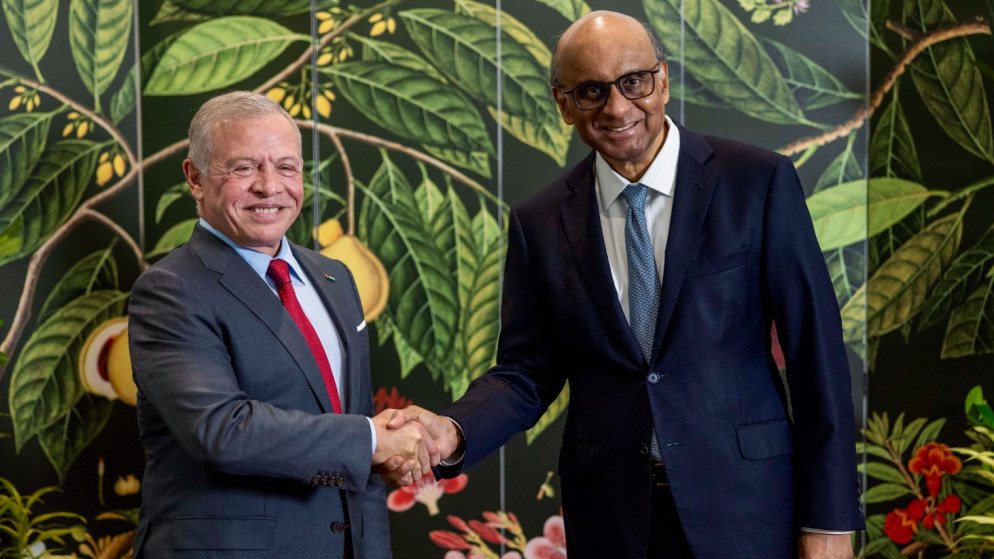 أبرز ما جاء بلقاء الملك والرئيس السنغافوري