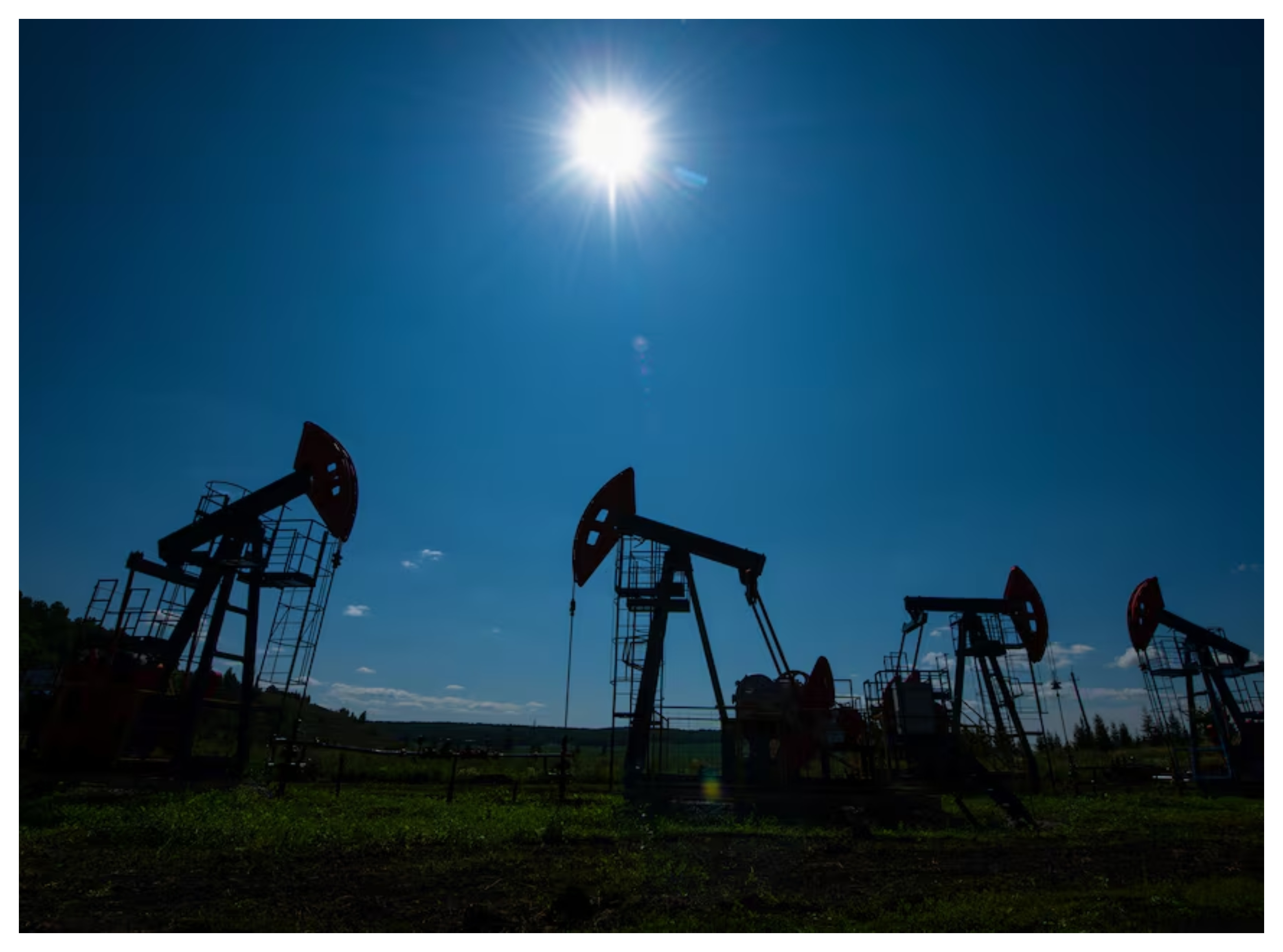 النفط يستقر بعد فشل محادثات أمريكا وروسيا بشأن أوكرانيا