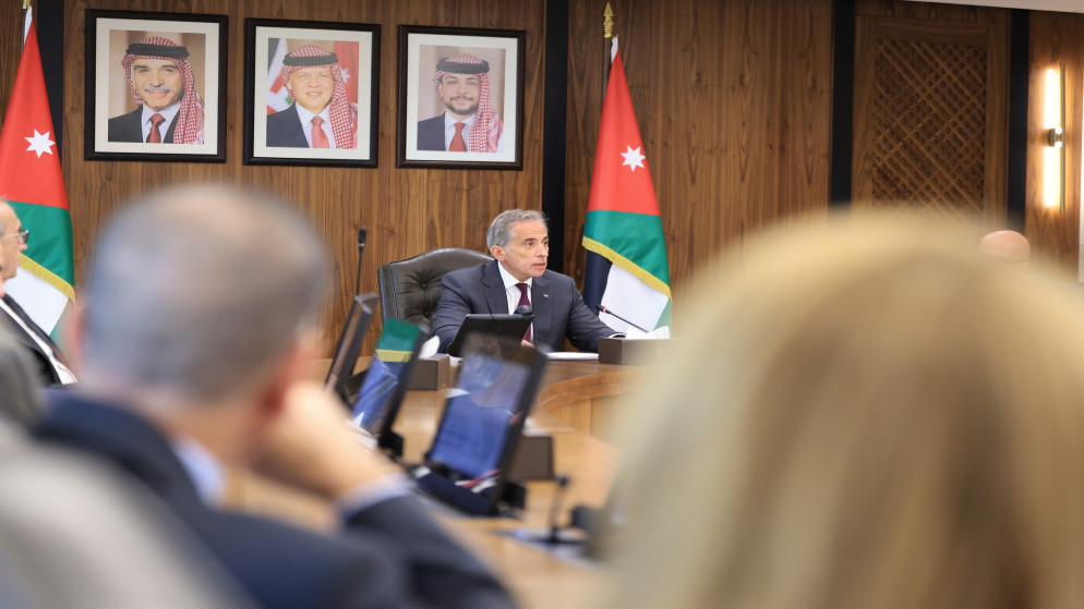 الحكومة تعدّل على مسوّدة مشروع قانون الضمان ..  التفاصيل