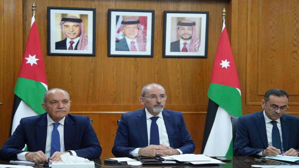 الصفدي: أمن الدول العربية واحد ويستوجب الوقوف صفًا لمواجهة الاعتداءات الإيرانية