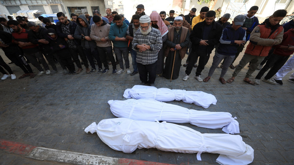 4 شهداء بقصف الاحتلال شرق خان يونس