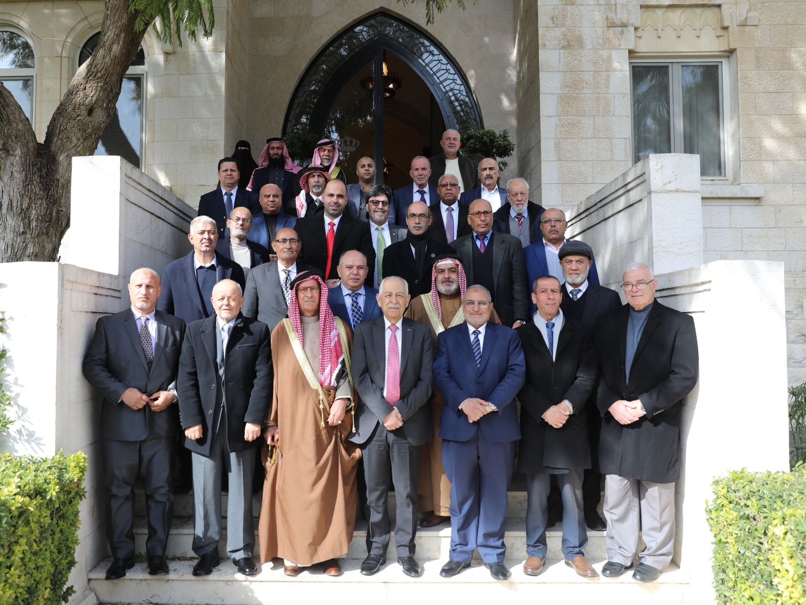 العيسوي يؤكد متانة النموذج الأردني وثباته على المبادئ