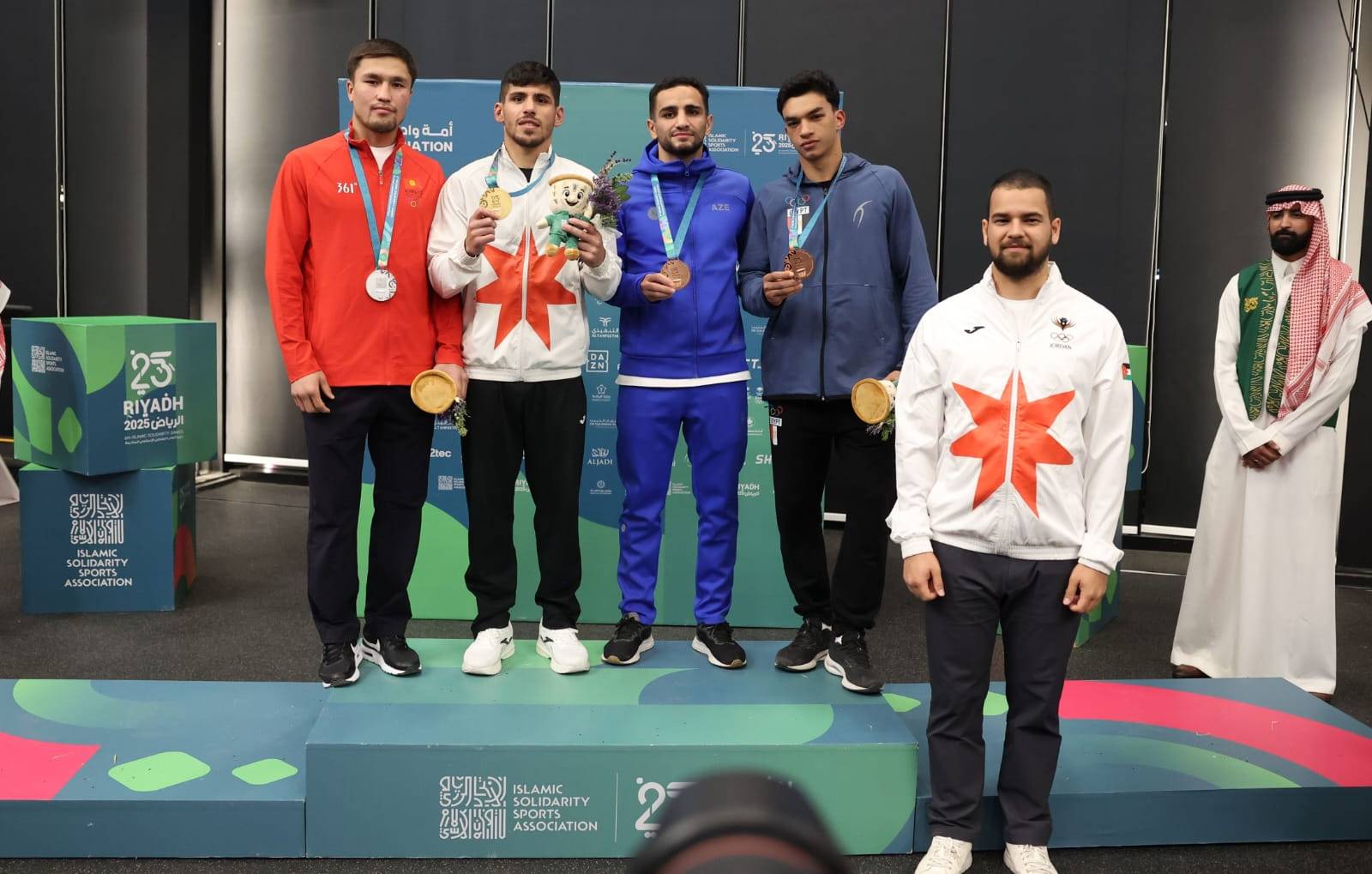 زياد عشيش يمنح الأردن أول ذهبية في التضامن الإسلامي