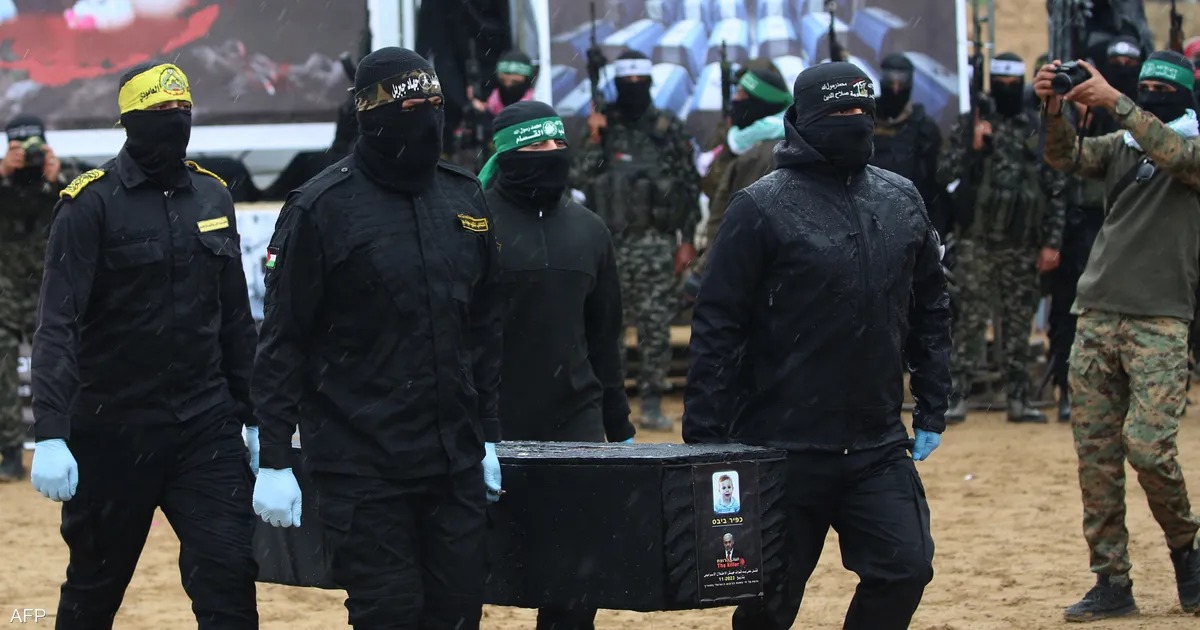 تقديرات إسرائيلية: حماس قد تسلم جثث أسرى الليلة