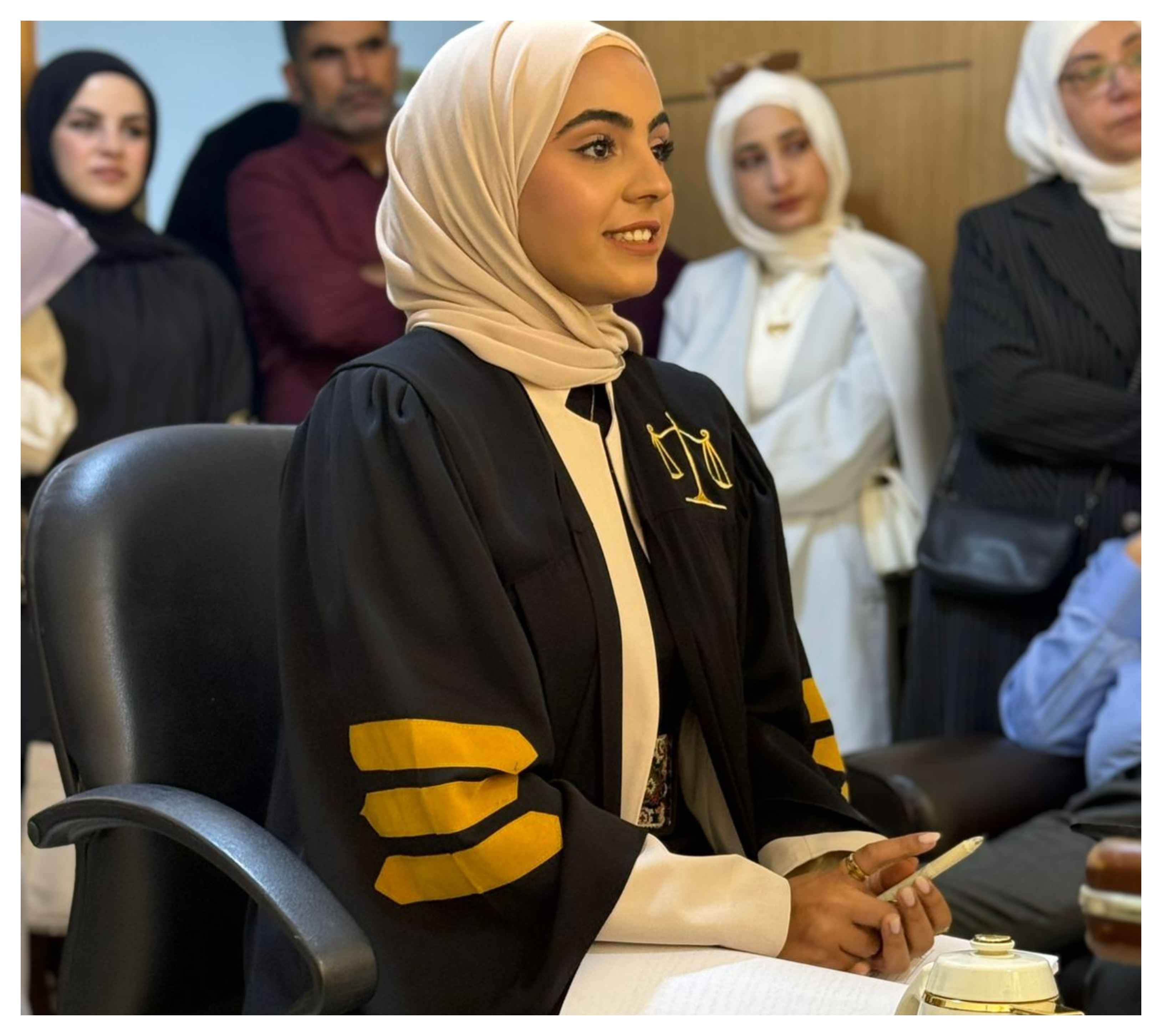 تهنئة لــــ "المحامية رند أبوعكاز"