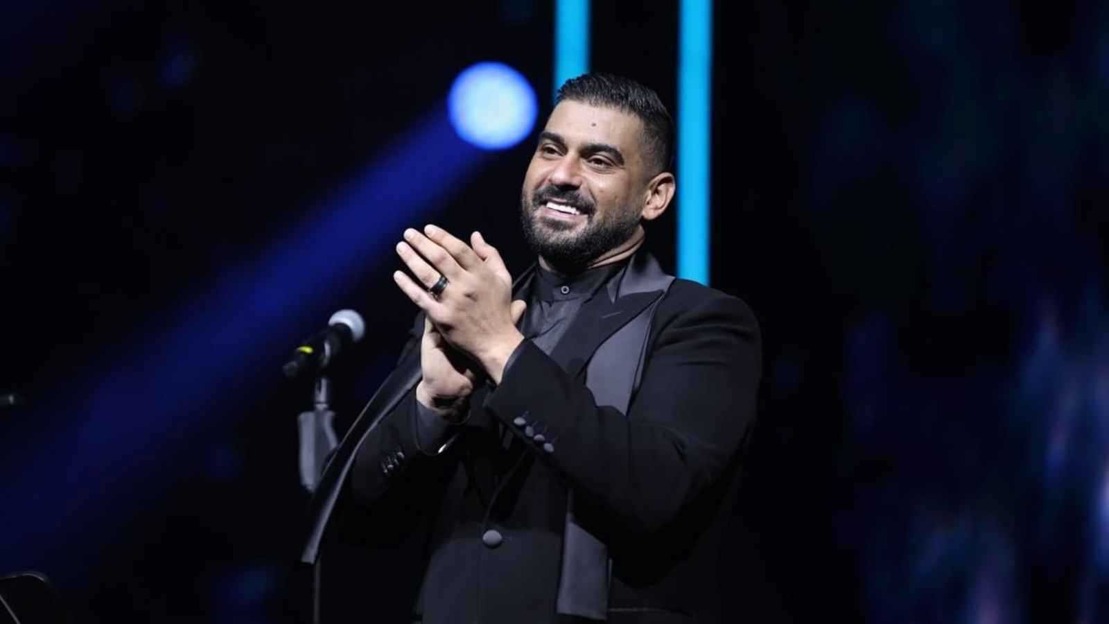 آدم يودّع الصيف بأغنية قلبي مرتاح