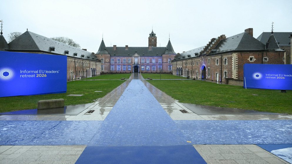 القادة الأوروبيون يسعون لإنقاذ اقتصاد الاتحاد أمام ضغوط الصين والولايات المتحدة