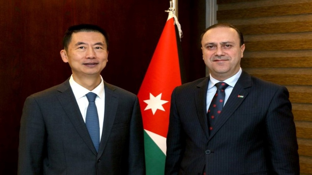 وزير الاتصال الحكومي يبحث التعاون مع السفير الصيني لدى المملكة