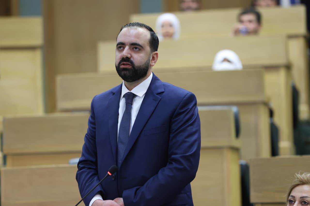 حمزة الطوباسي يؤدي اليمين الدستورية عضوا في مجلس النواب