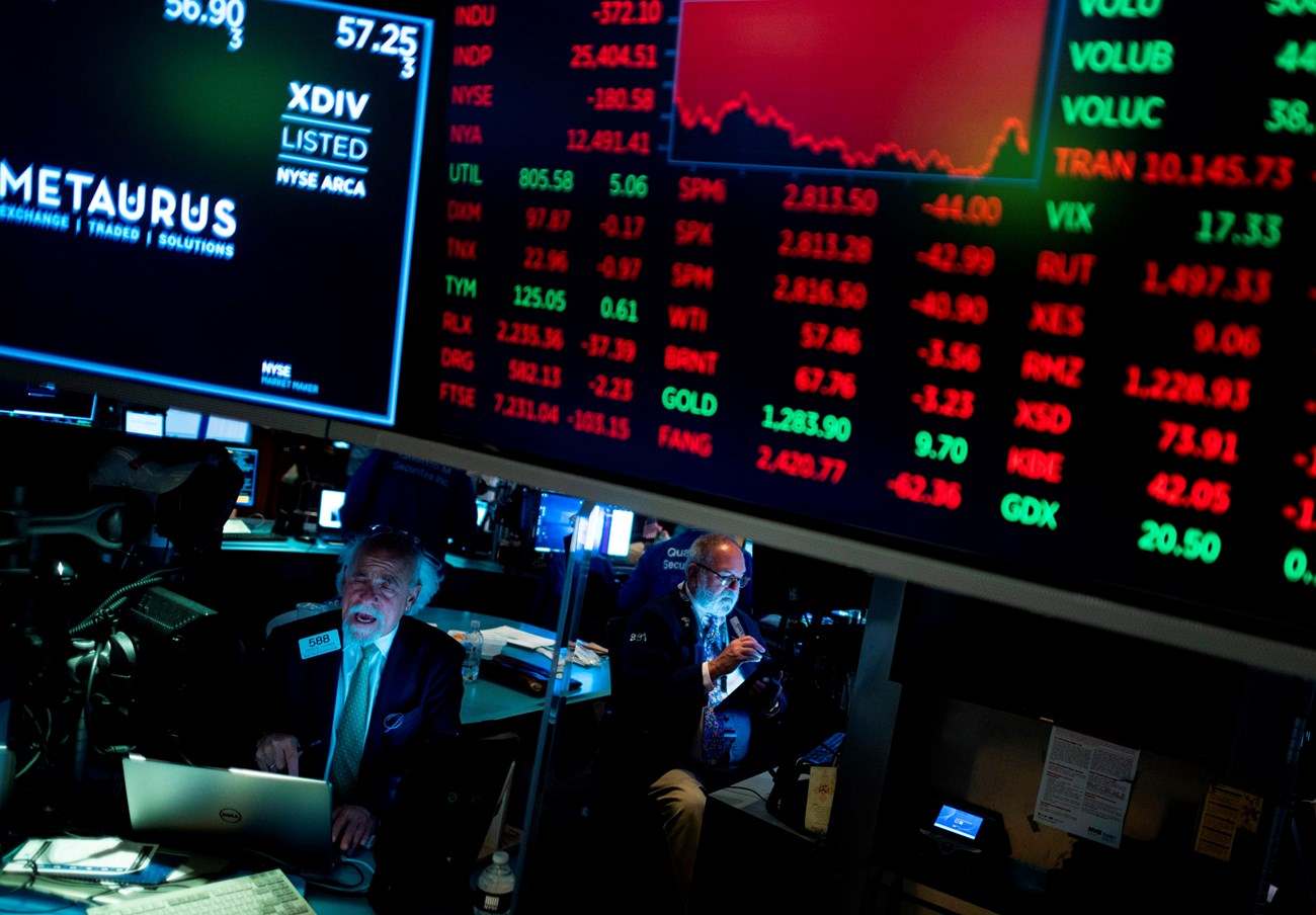 الأسواق العالمية تتراجع مع مخاوف الذكاء الاصطناعي