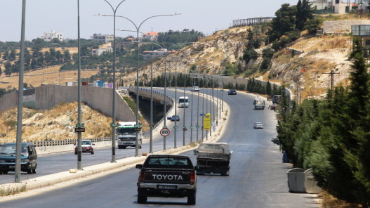 بدء أعمال المرحلة النهائية من مشروع توسعة مدخل مدينة السلط