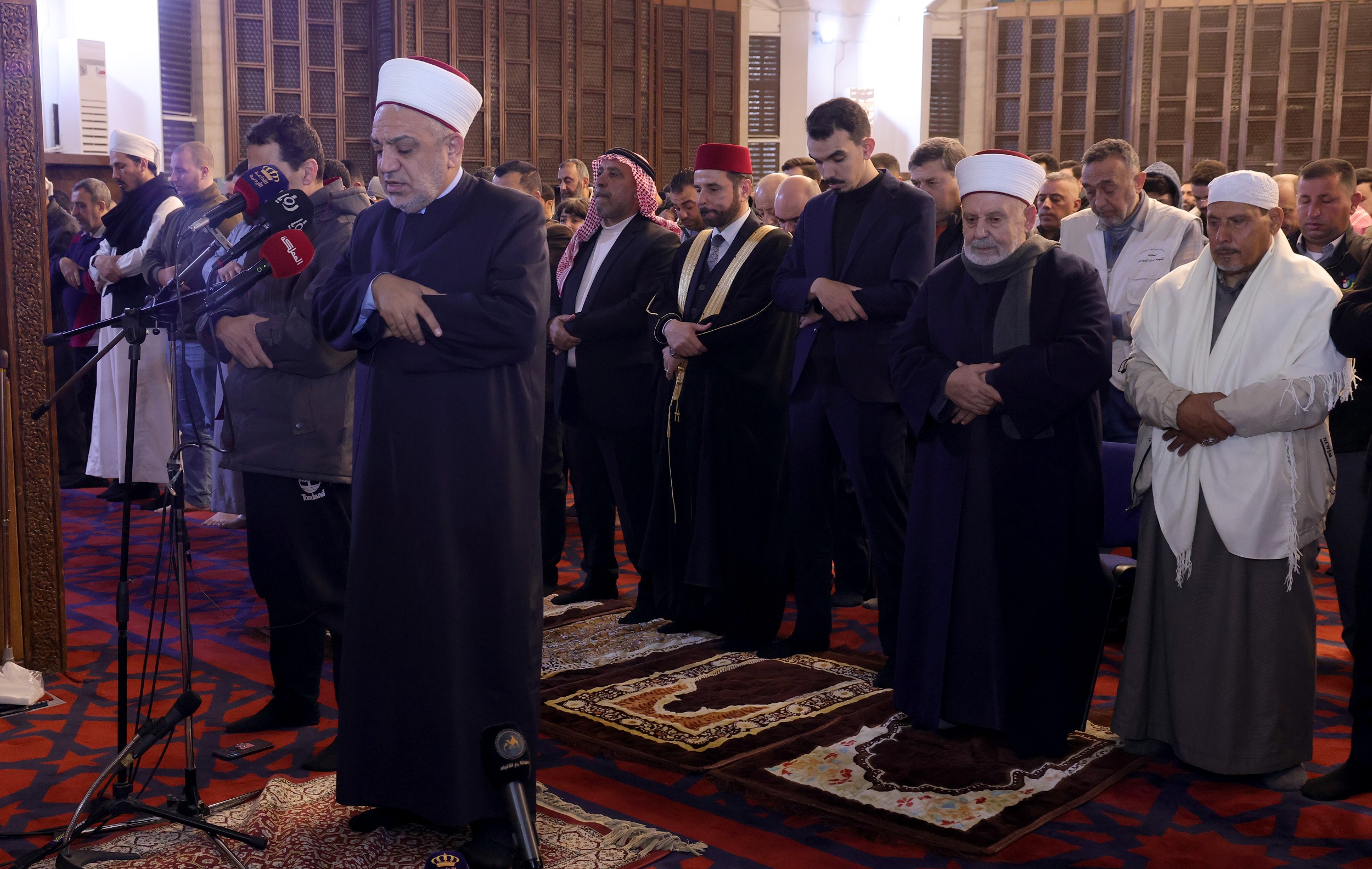 الأردنيون يؤدون صلاة العيد في جميع المحافظات