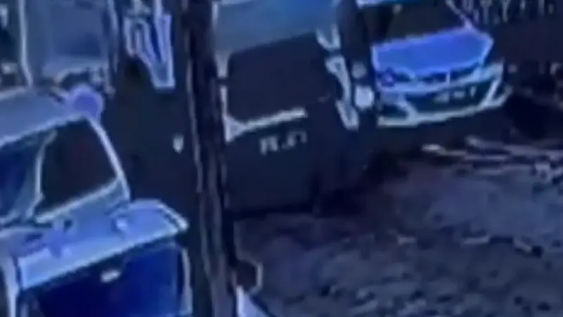 وفاة فتى تحت عجلات شاحنة في إسطنبول