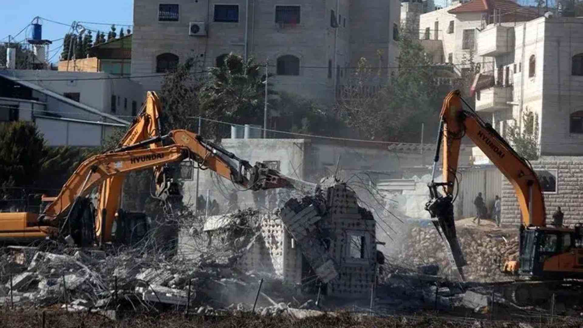 الاحتلال يقرر هدم 25 مبنى جديدًا في مخيم نور شمس