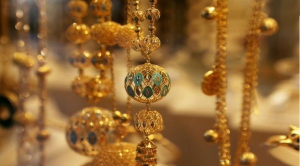 انخفاض الذهب محلياً مساء الثلاثاء