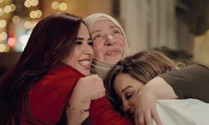 عبلة كامل تعود للشاشة وتتصدر الترند بعد غياب طويل