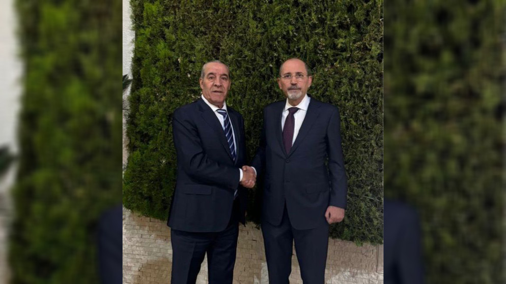 الصفدي يلتقي الشيخ في عمّان الثلاثاء