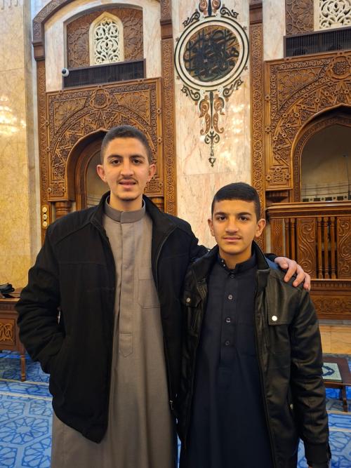 موسى التعمري يهنئ شقيقين من عائلته بإتمام حفظ القرآن 