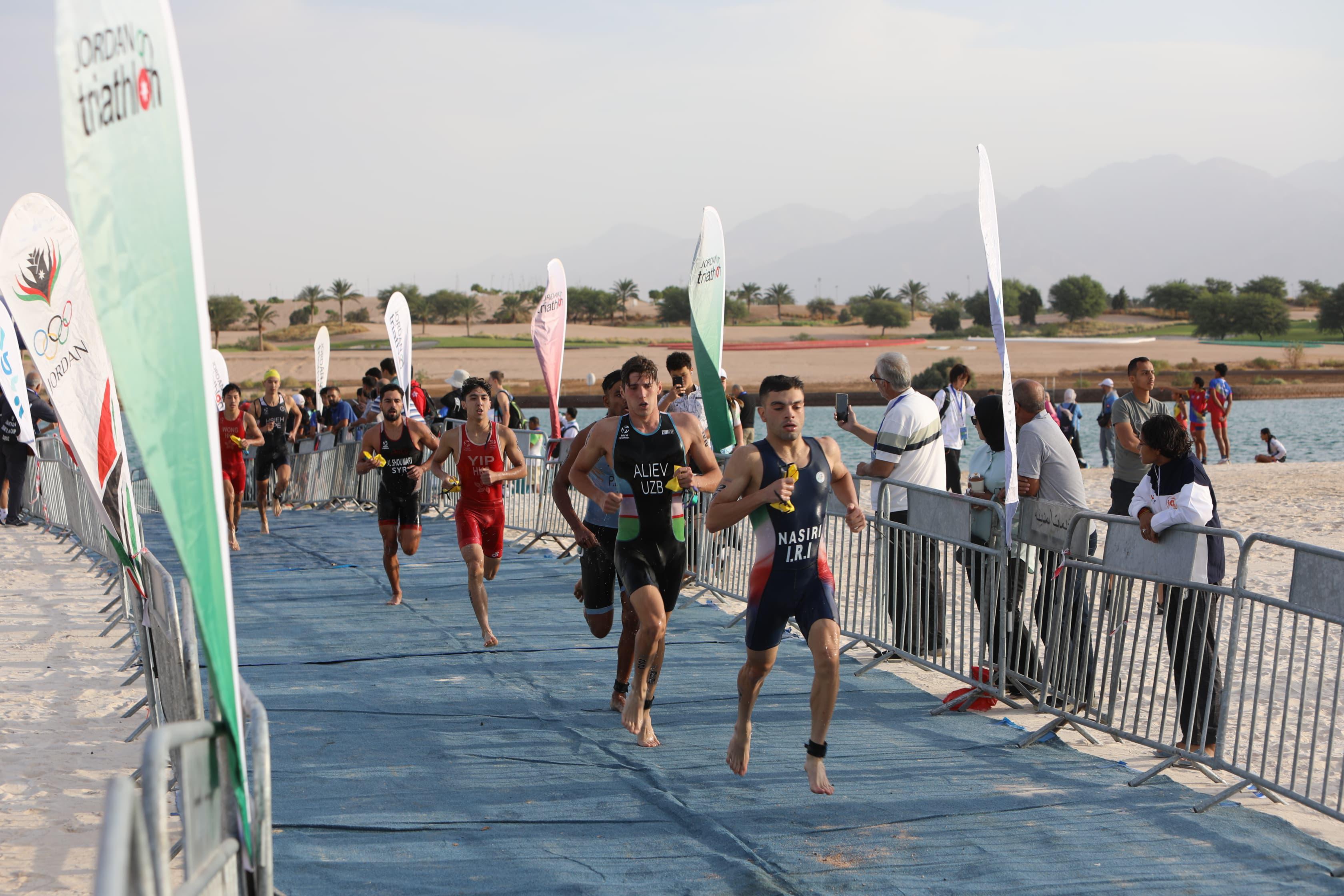 انطلاق بطولة أيلة الآسيوية للترايثلون 2025 في العقبة