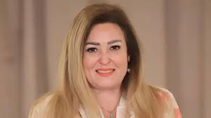 نهال عنبر تتحدث عن انفصال نجلها حسام 